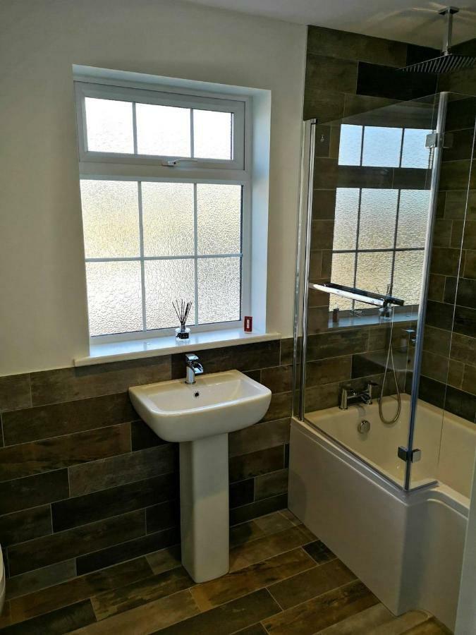 Guildford Town House Villa Екстериор снимка