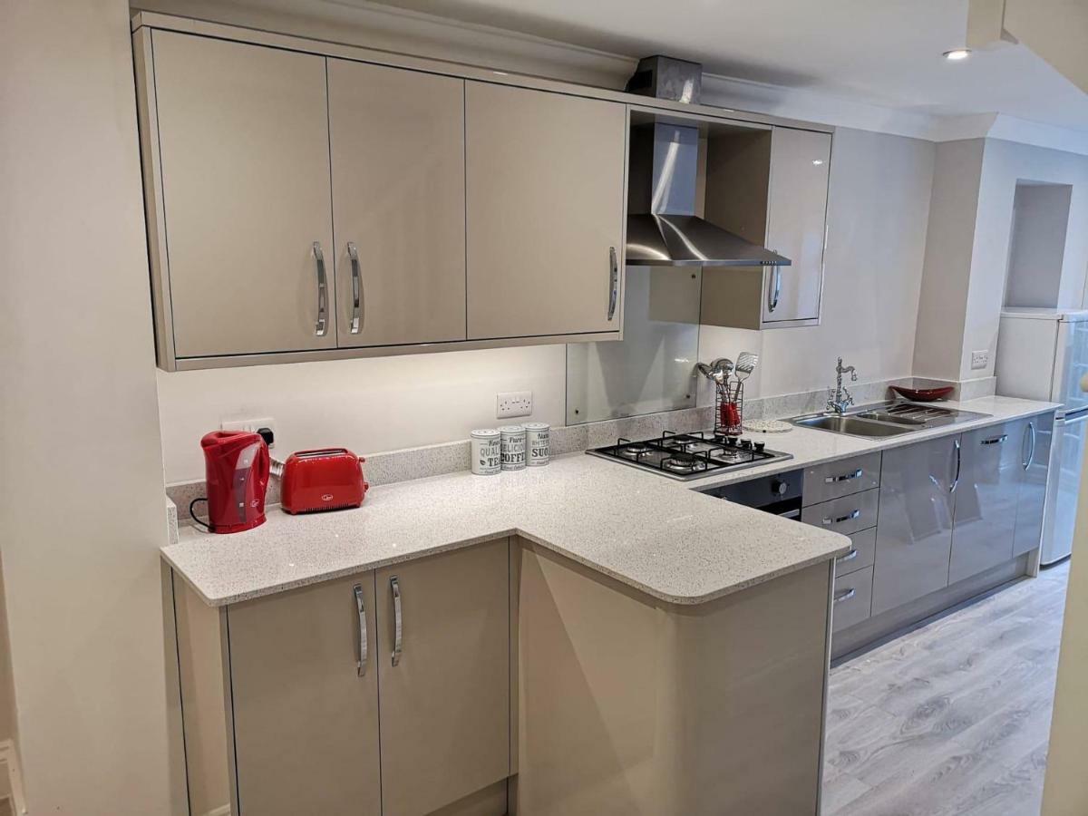 Guildford Town House Villa Екстериор снимка