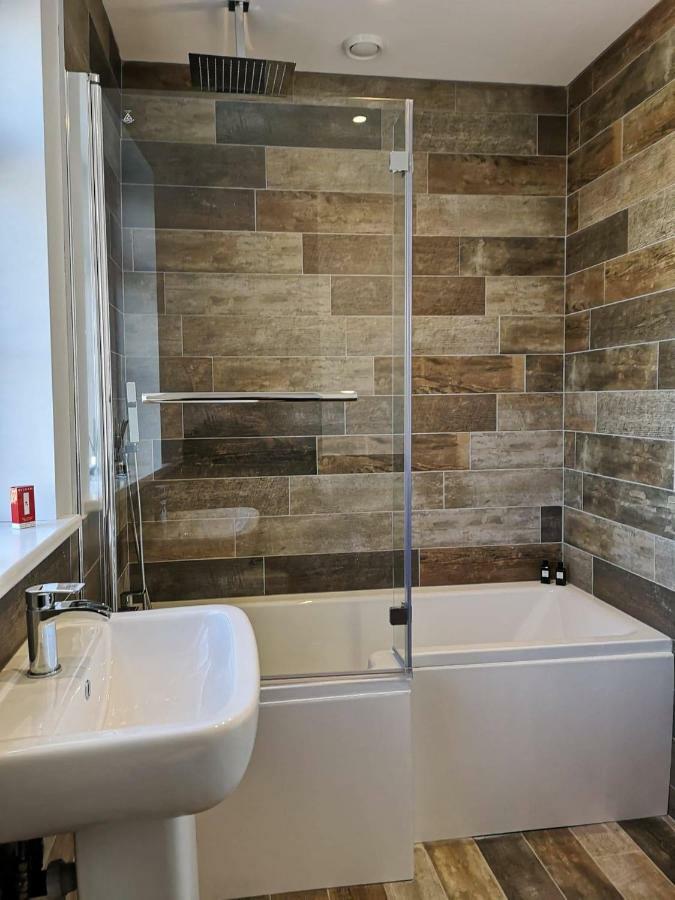 Guildford Town House Villa Екстериор снимка